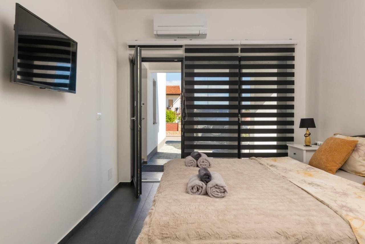 Villa Paradise 메덜린 외부 사진